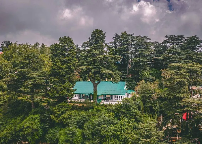 Stayvista At Rose Cottage - Bonfire & Scenic View Shimla